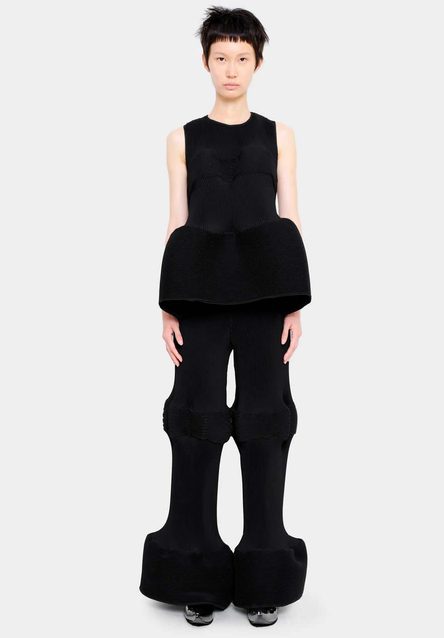 205 Black ripple sculptural pants