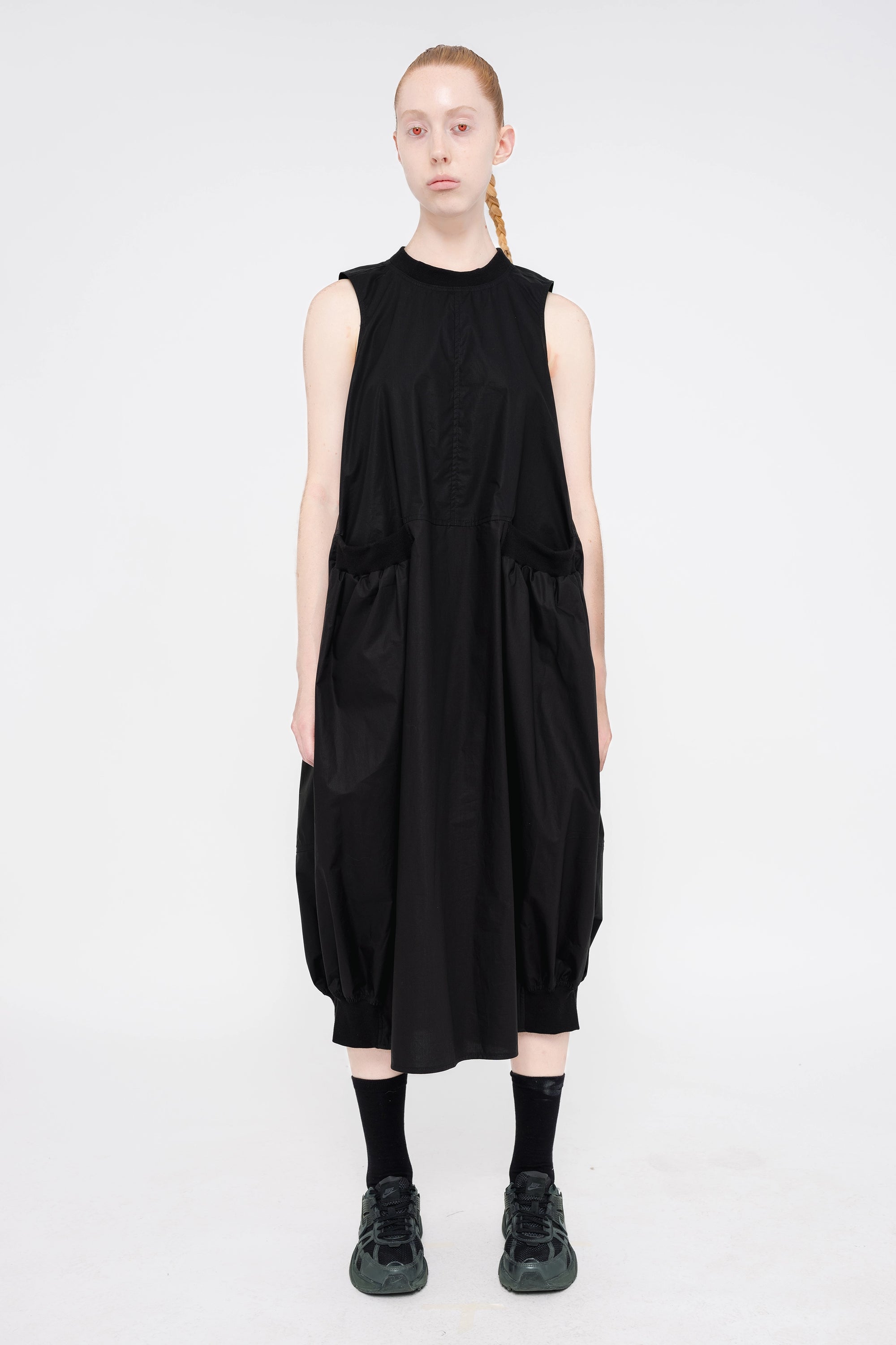 BLACK FRONT POCKET DRESS