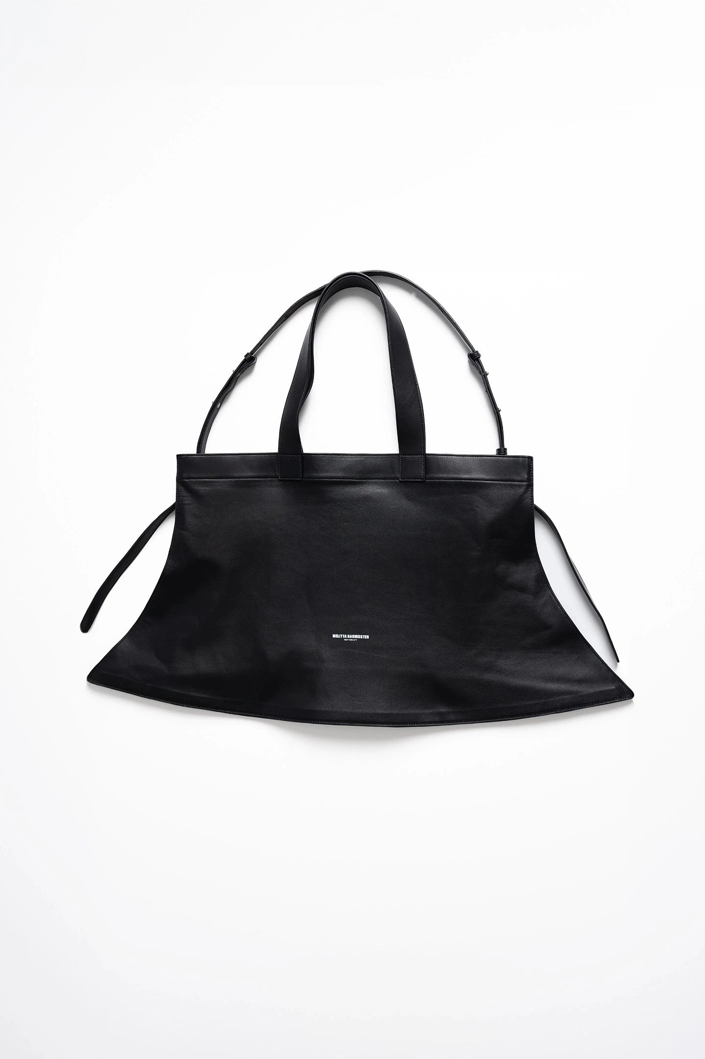 BLACK POINTY WEEKENDER